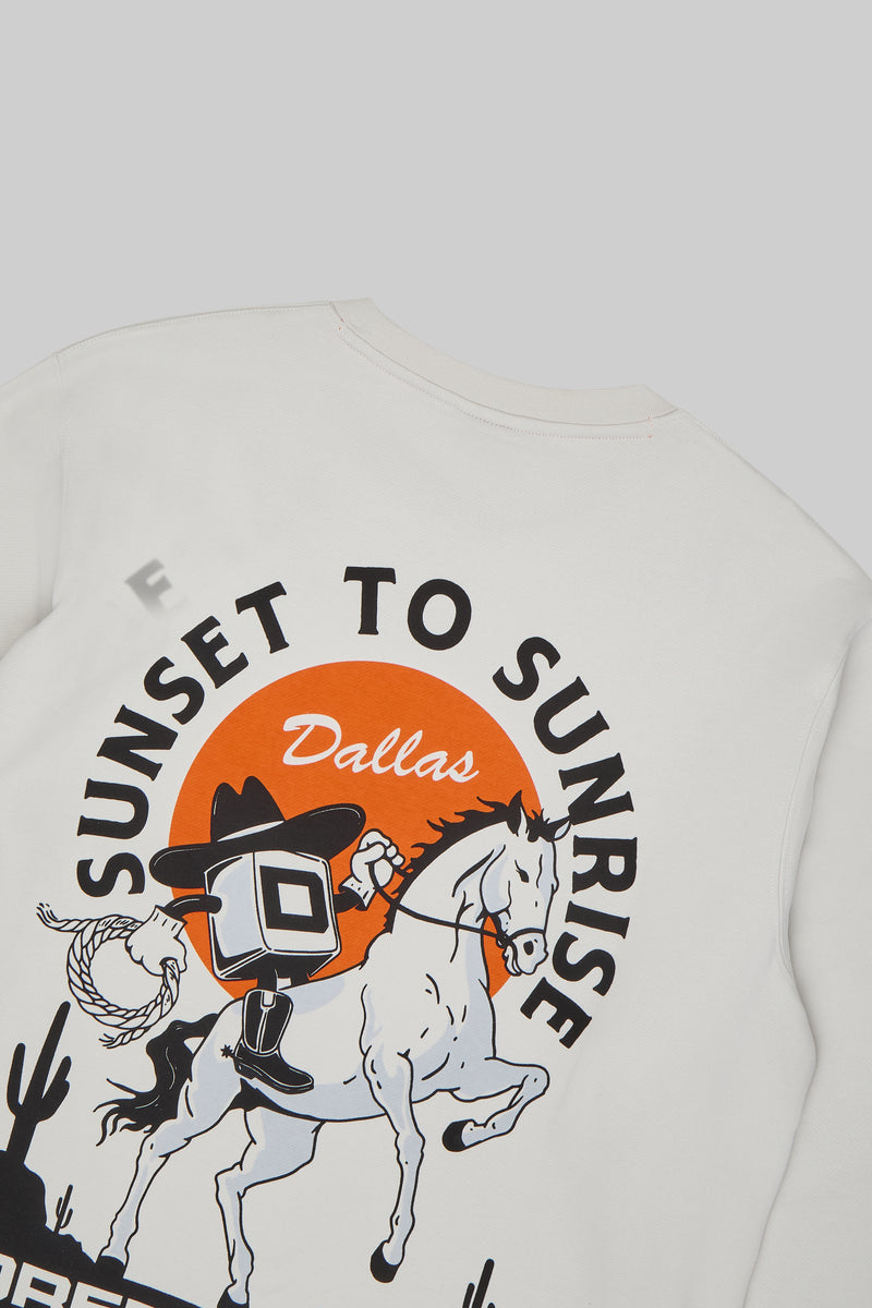 DreamHack Dallas 2025 Sunrise Sweatshirt Off White